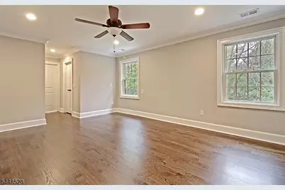 184 Hickory Tavern Rd, Long Hill Township, NJ 07933 - Photo 15
