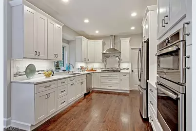 184 Hickory Tavern Rd, Long Hill Township, NJ 07933 - Photo 7
