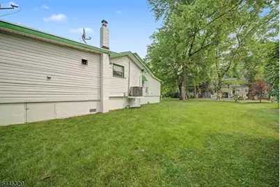 104 Lake Shore Dr, Parsippany, NJ 07034 - Photo 25