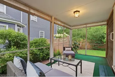 10 College Ave, Montclair, NJ 07043 - Photo 21