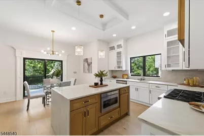 29 Sycamore Ave, Livingston, NJ 07039 - Photo 19