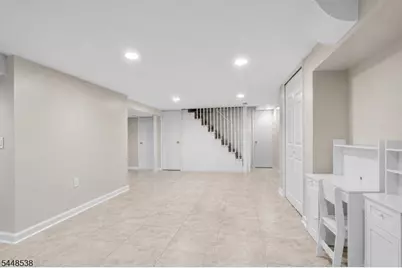 8 Oak Crest Rd, West Orange Township, NJ 07052 - Photo 35