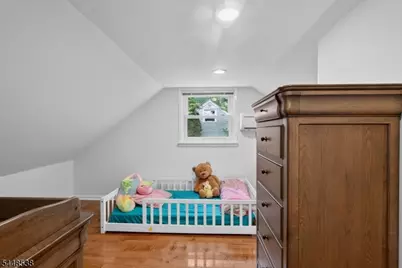8 Oak Crest Rd, West Orange Township, NJ 07052 - Photo 25