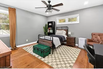 217 Robin Hood Rd, Mountainside, NJ 07092 - Photo 21