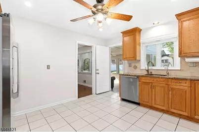 217 Robin Hood Rd, Mountainside, NJ 07092 - Photo 13