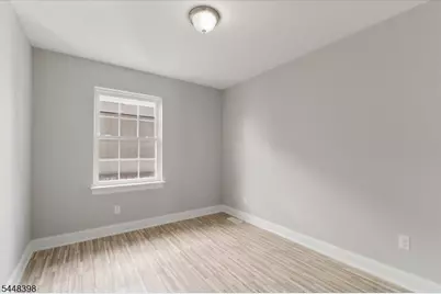 118 Oraton St, Newark, NJ 07104 - Photo 9