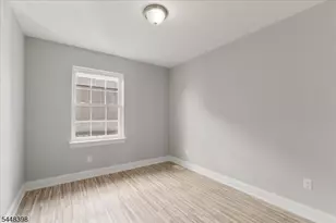 118 Oraton St, Newark, NJ 07104 - Photo 9