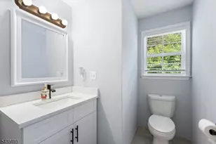 202 Rhoads Dr, Montgomery Township, NJ 08502 - Photo 11