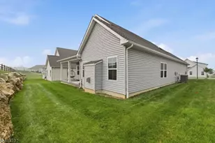 5 Harris Hawk Rd, Washington Township, NJ 07882 - Photo 37