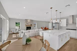 43 Oakwood Ave, Livingston, NJ 07039 - Photo 5