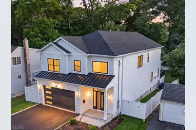 43 Oakwood Ave, Livingston, NJ 07039 - Photo 1