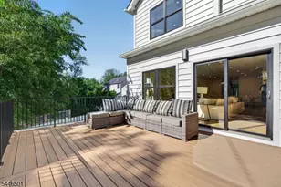 43 Oakwood Ave, Livingston, NJ 07039 - Photo 37