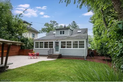 200 Grove St, Montclair, NJ 07042 - Photo 31