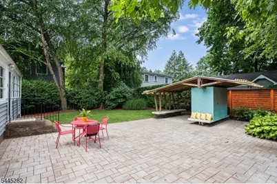 200 Grove St, Montclair, NJ 07042 - Photo 29