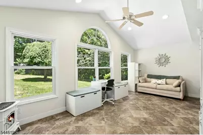 356 Longview Dr, Mountainside, NJ 07092 - Photo 17