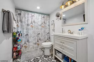 218 Wallace St, Orange, NJ 07050 - Photo 13