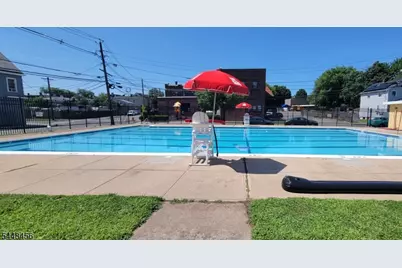 218 Wallace St, Orange, NJ 07050 - Photo 23