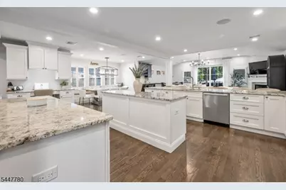 47 Oak Ln, Essex Fells, NJ 07021 - Photo 13