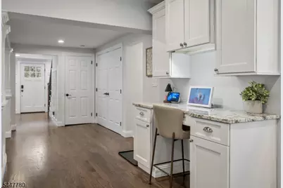 47 Oak Ln, Essex Fells, NJ 07021 - Photo 7