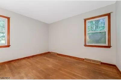 2 Glenway Dr, Raritan Township, NJ 08822 - Photo 15