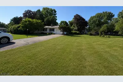2 Glenway Dr, Raritan Township, NJ 08822 - Photo 21