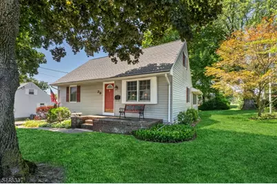 29 Giannone Rd, Wayne, NJ 07470 - Photo 3