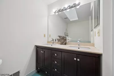 19 Maple Ln, Mount Arlington, NJ 07856 - Photo 25