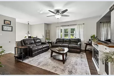 3 Ford Ave, Hopatcong, NJ 07843 - Photo 7