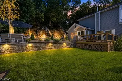 26 Oak St, Bloomingdale, NJ 07403 - Photo 23