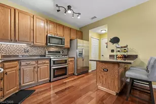 35 Hancock Dr, Morris Township, NJ 07960 - Photo 17