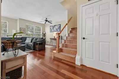 35 Hancock Dr, Morris Township, NJ 07960 - Photo 9