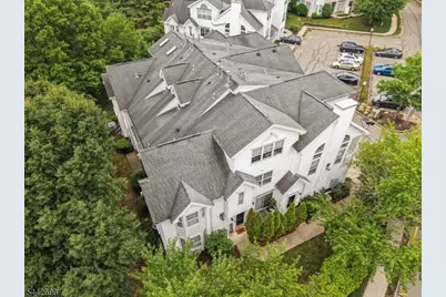 35 Hancock Dr, Morris Township, NJ 07960 - Photo 3