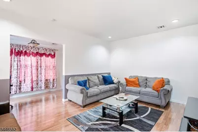 10 Lentz Pl, Irvington, NJ 07111 - Photo 5