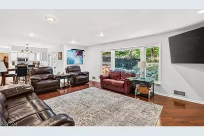 954 Iron Bridge Rd, Bethlehem Township, NJ 08802 - Photo 9