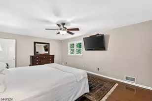 954 Iron Bridge Rd, Bethlehem Township, NJ 08802 - Photo 19
