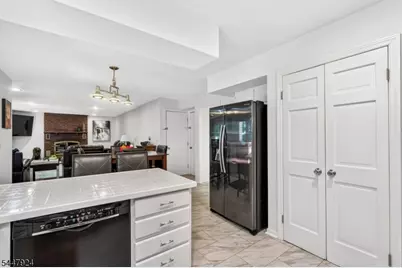 954 Iron Bridge Rd, Bethlehem Township, NJ 08802 - Photo 15