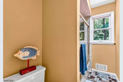 954 Iron Bridge Rd, Bethlehem Township, NJ 08802 - Photo 25