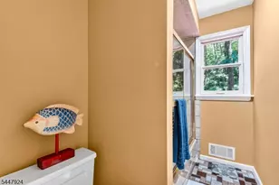 954 Iron Bridge Rd, Bethlehem Township, NJ 08802 - Photo 25
