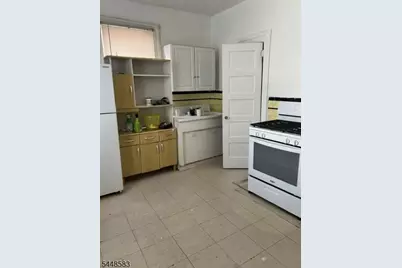 376 E 21st St, Paterson, NJ 07513 - Photo 3