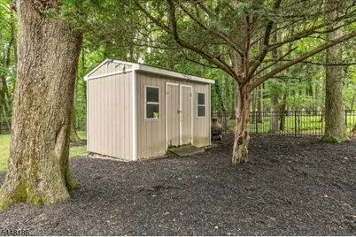 1979 Dogwood Dr, Scotch Plains Township, NJ 07076 - Photo 43