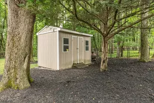 1979 Dogwood Dr, Scotch Plains Township, NJ 07076 - Photo 43