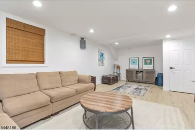 1979 Dogwood Dr, Scotch Plains Township, NJ 07076 - Photo 35
