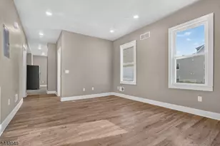 882 S 14th St, Newark, NJ 07108 - Photo 5