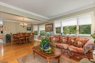 18 Jacobs Ln, Scotch Plains Township, NJ 07076 - Photo 5