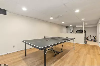 18 Jacobs Ln, Scotch Plains Township, NJ 07076 - Photo 27