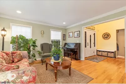 18 Jacobs Ln, Scotch Plains Township, NJ 07076 - Photo 7