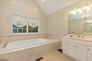 18 Jacobs Ln, Scotch Plains Township, NJ 07076 - Photo 37
