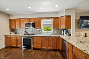 74 Minnehaha Blvd, Oakland, NJ 07436 - Photo 9