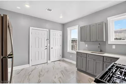 882 S 14th St #3, Newark, NJ 07108 - Photo 15