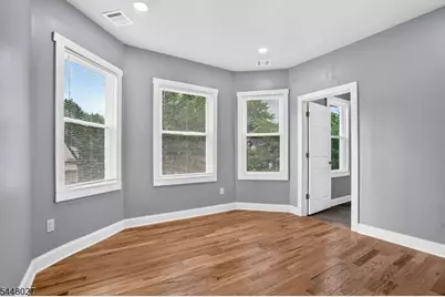 882 S 14th St #3, Newark, NJ 07108 - Photo 3